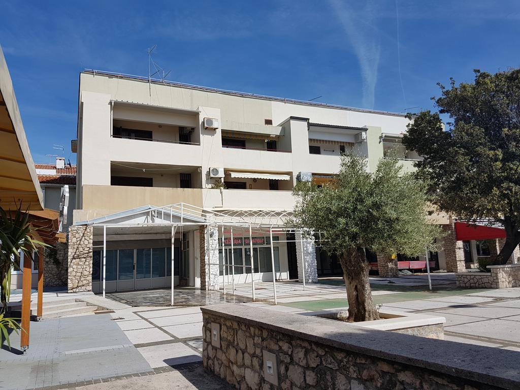 City Center Apartments Novalja Dış mekan fotoğraf